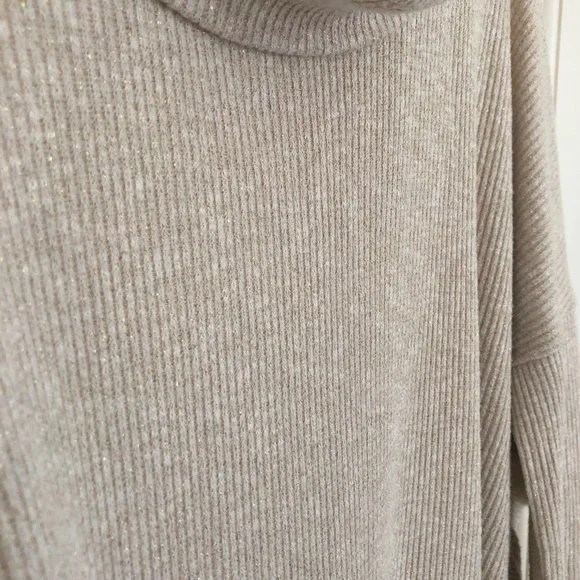 Anthropologie Women's Sweater, Size XS, Tan, Gold Metallic threads - Picture 4 of 8